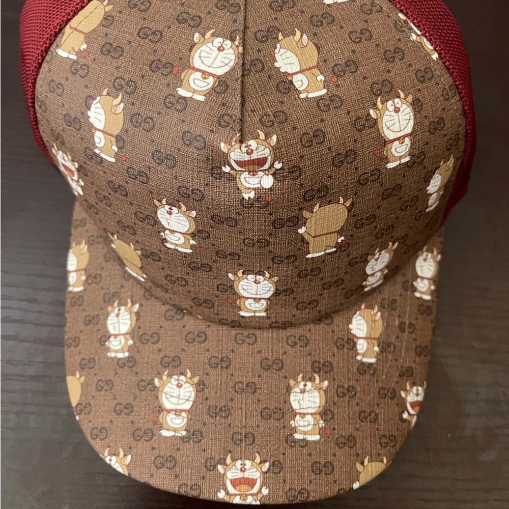 Gucci - Picture 1 of 1
